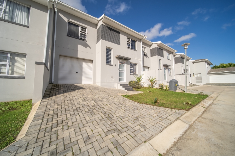 3 Bedroom Property for Sale in Nahoon Valley Park Eastern Cape